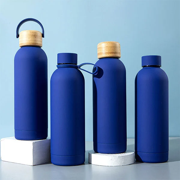 Как Kudike удалось поставить 10 000 индивидуальных продуктов для Boost Juice всего за 20 дней со строгим соответствием цветов Pantone?